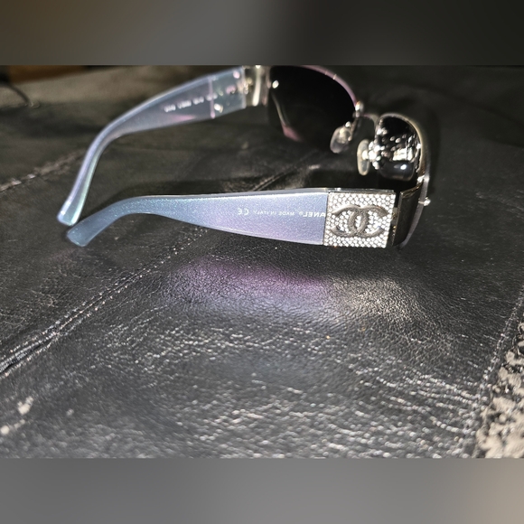 Rare*** Chanel womens iridescent frames 4117-B vintage NWOT crystal CC - Picture 3 of 17